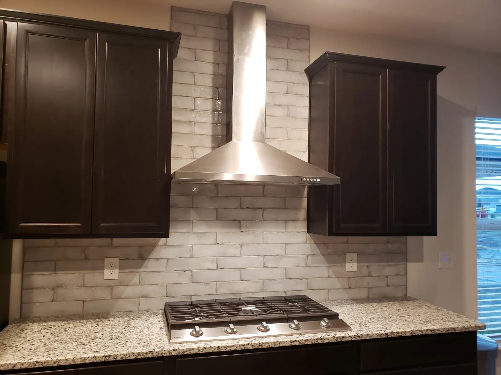 Subway Tile Backsplash - Classic white subway tile